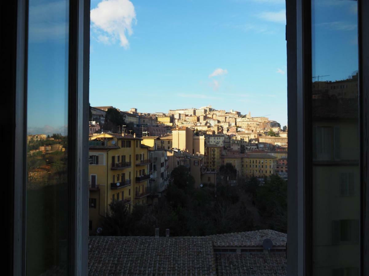 Ferienwohnung Trompe L'Oeil Perugia Exterior foto